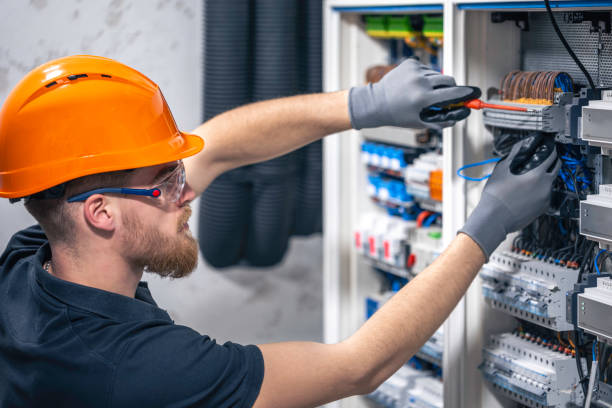 Best Local Electrician Companies  in Kenneth City, FL